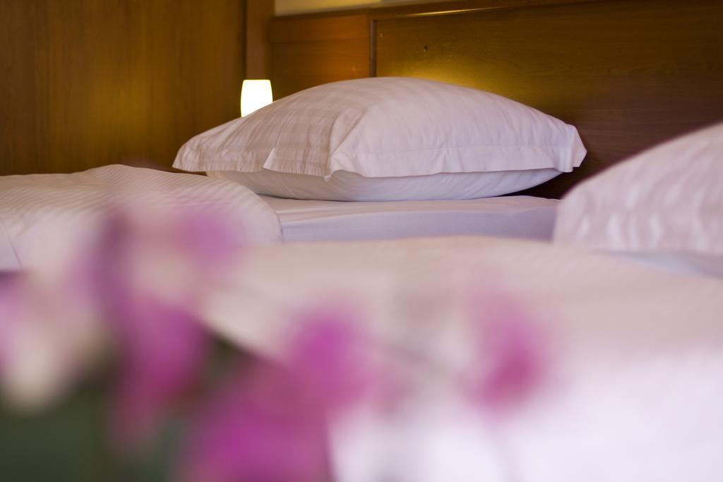 Hotel Zvonimir Otocac Room photo