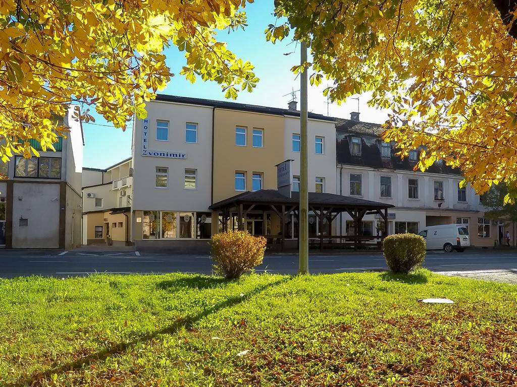 Hotel Zvonimir Otocac Exterior photo