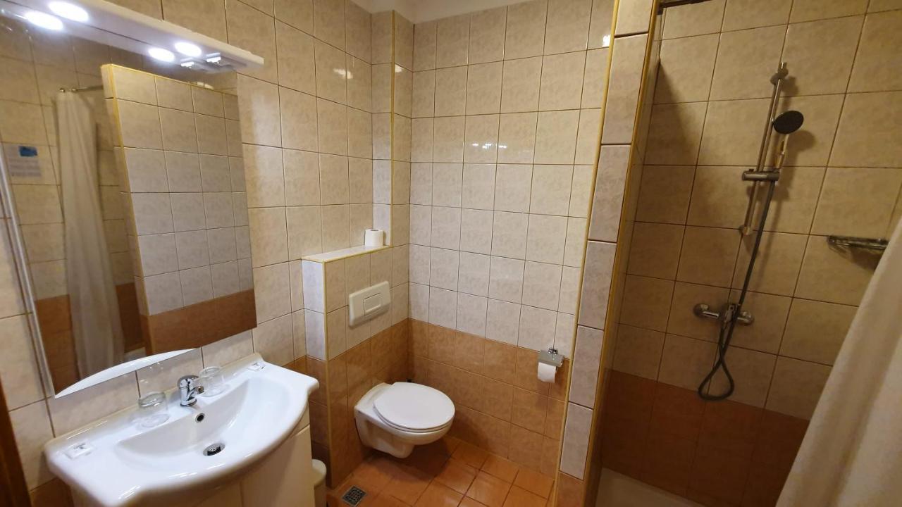 Hotel Zvonimir Otocac Room photo